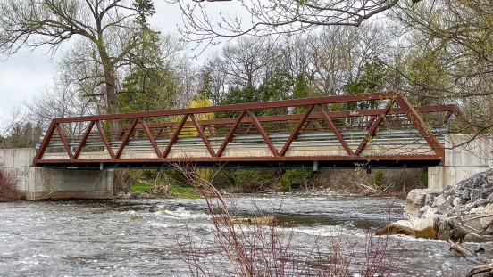 Slabtown bridge over the Beaver River in spring
